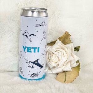 New with tags YETI STASH “POP” “SODA” CAN 12oz Hidden Storage! Cap comes off.
